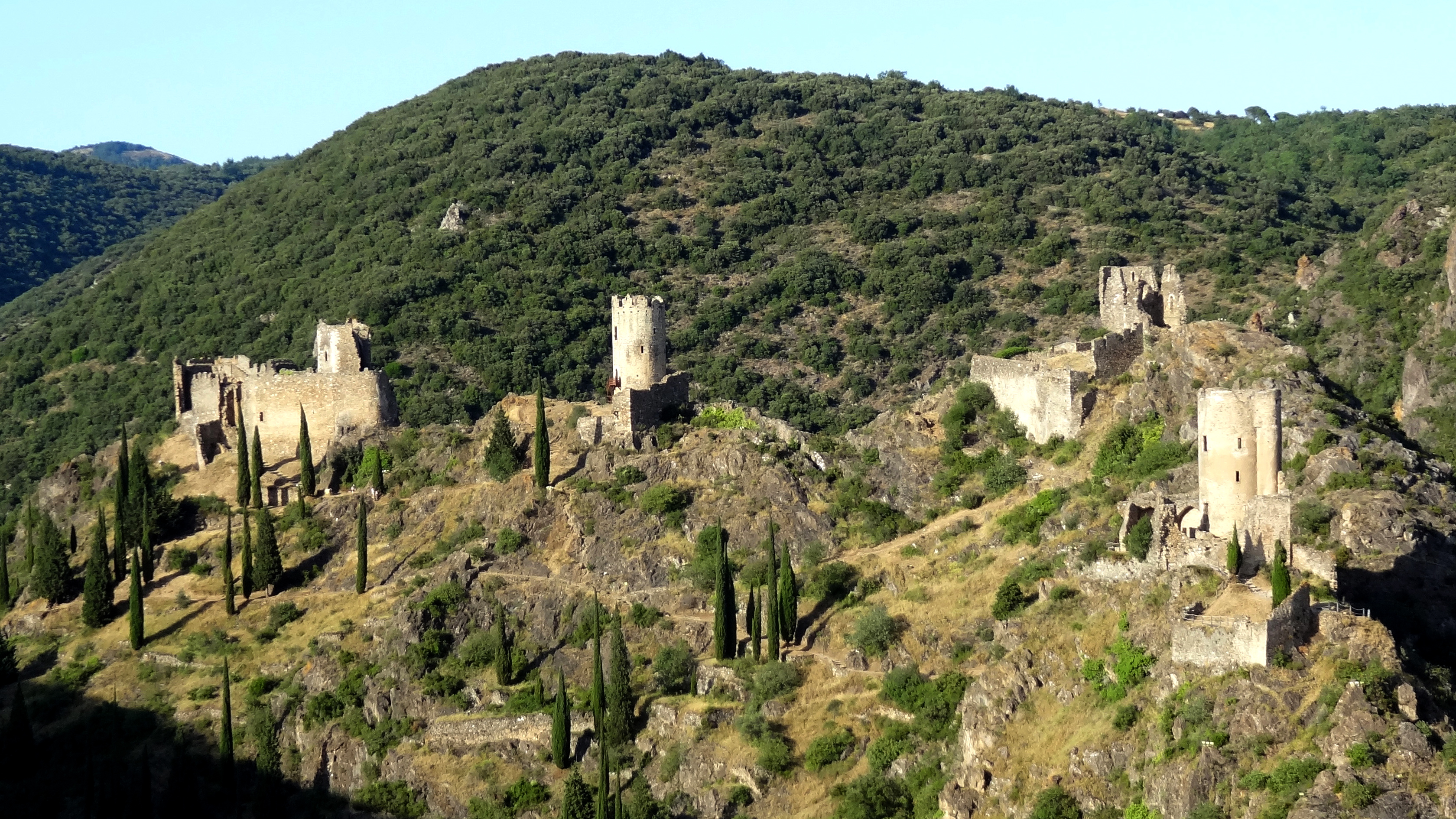 1559-chateaux-de-lastours-aude.jpg